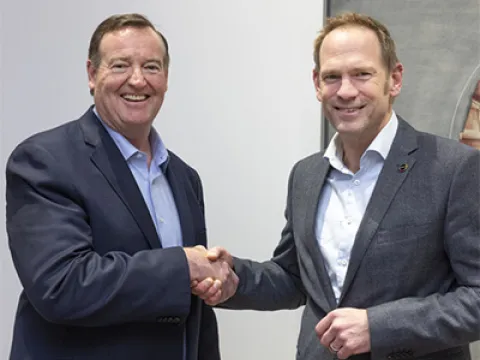 David Roesser, CEO Encina und Thorsten Dreier, Technologievorstand von Covestro